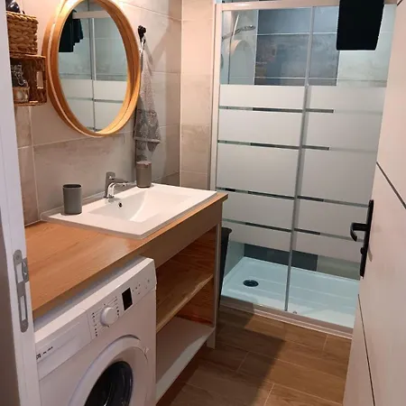 L'escale Familiale Le Cosy Pour 6 Personnes Neuville-du-Poitou